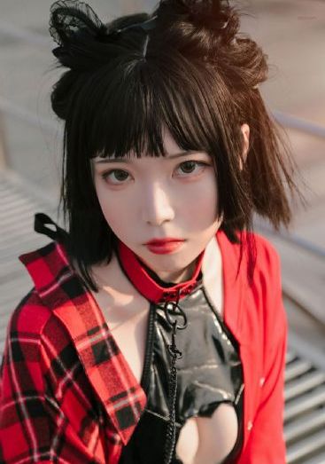 亲女高h禁伦野火_HD在线观看