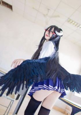 日本巨大的奶头在线观看免费_720最新电影在线观看